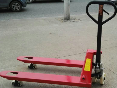 不建議購(gòu)買(mǎi)二手地牛叉車的原因分析