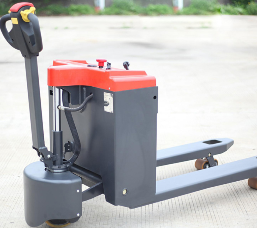 電動叉車的價(jià)位會受到品牌，型號，配置等因素的影響